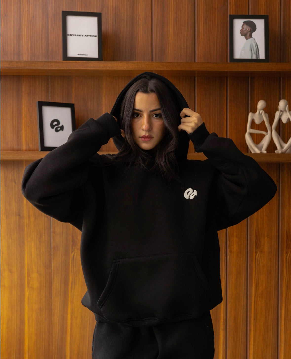 BLACK ESSENTIALS HOODIE